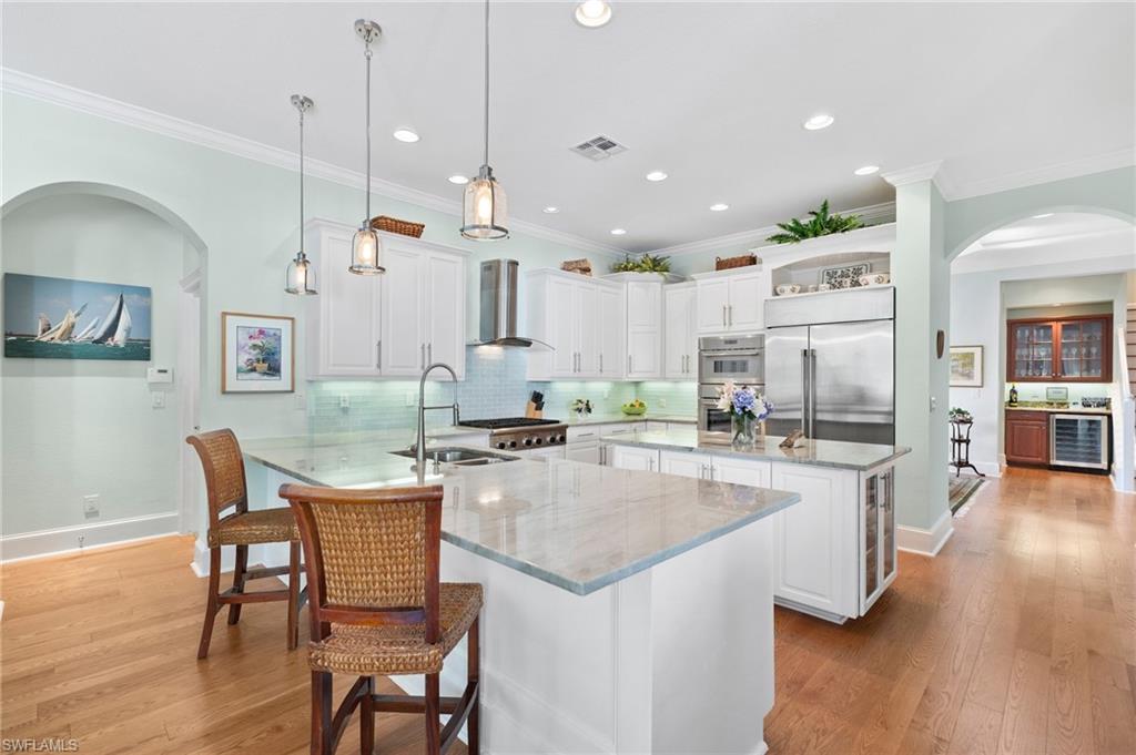 MOORINGS - Residential