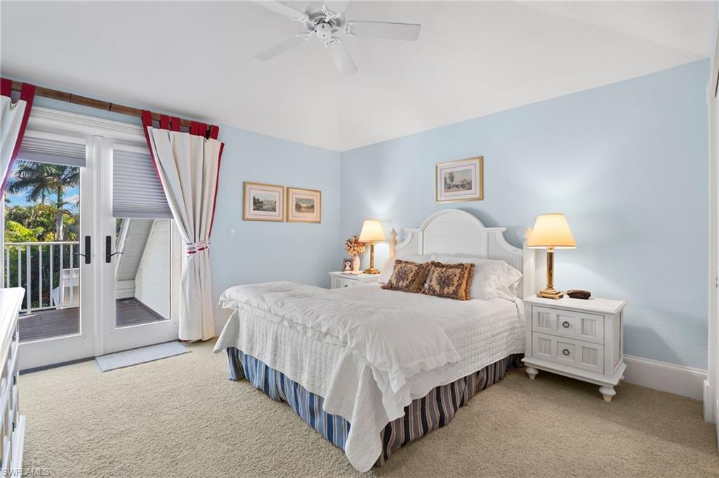 MOORINGS - Residential