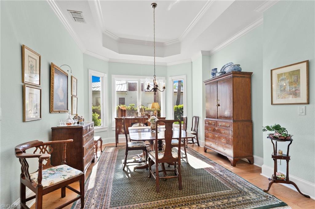 MOORINGS - Residential