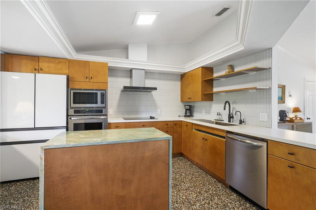 SAN CARLOS PARK - Residential