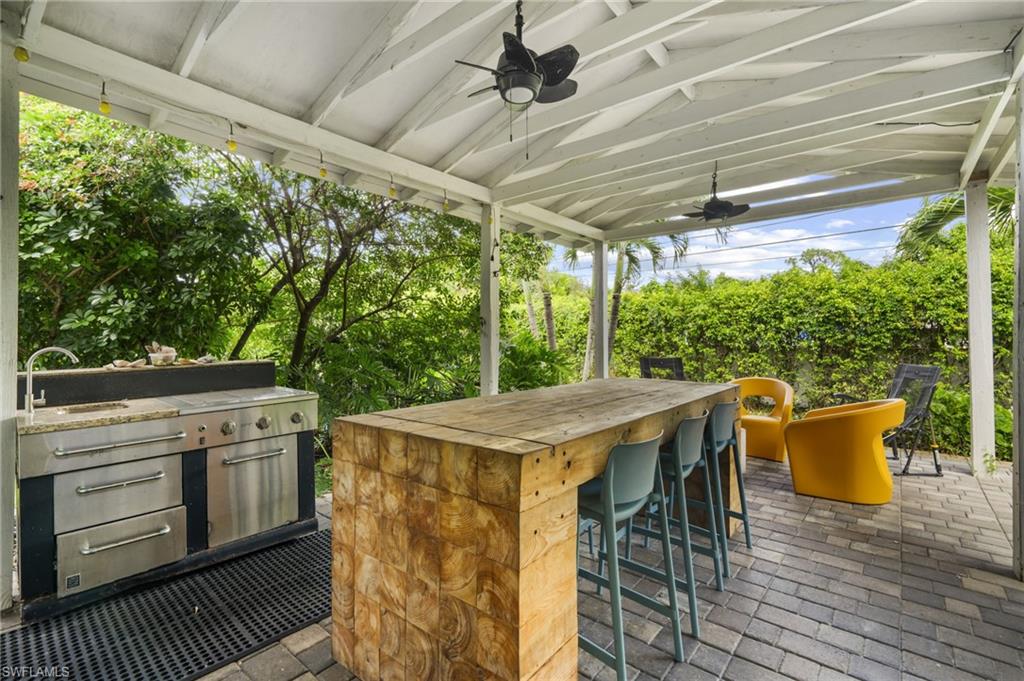 SAN CARLOS PARK - Residential