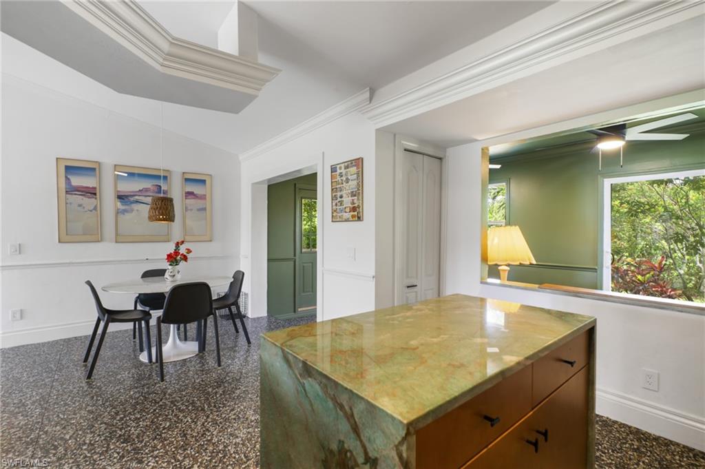 SAN CARLOS PARK - Residential