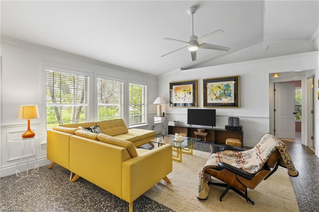 SAN CARLOS PARK - Residential