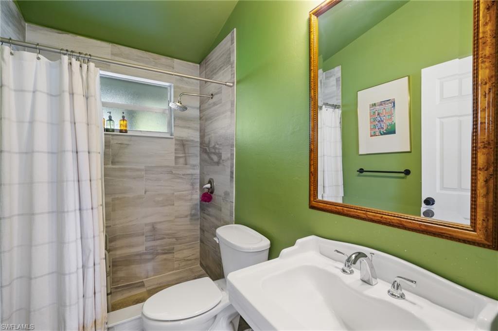 SAN CARLOS PARK - Residential