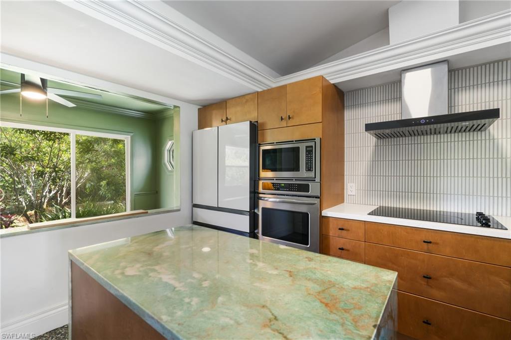 SAN CARLOS PARK - Residential