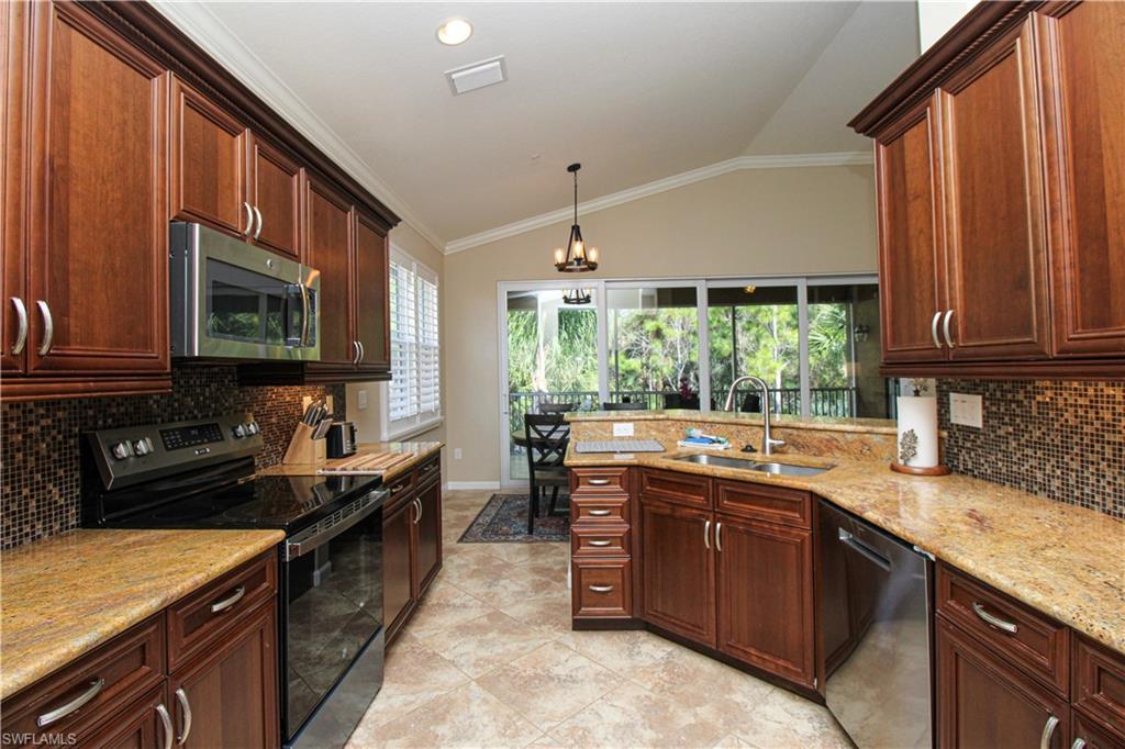 ALDEN WOODS - Residential Lease