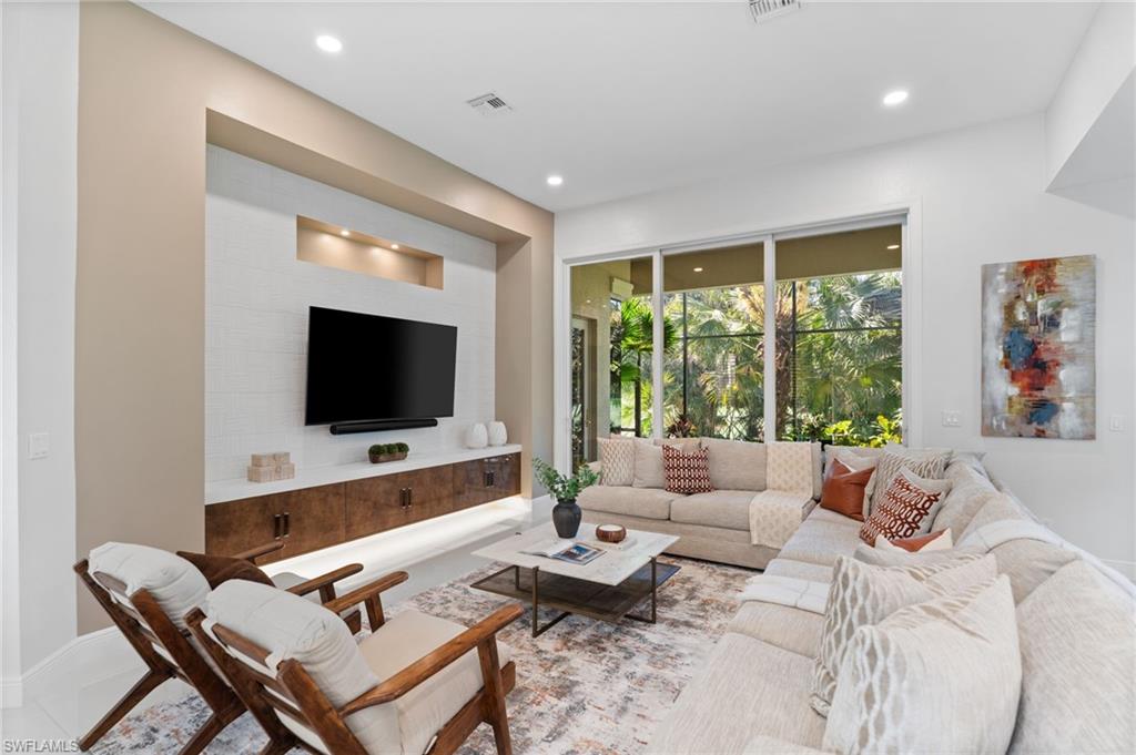 AUGUSTA CREEK - Residential