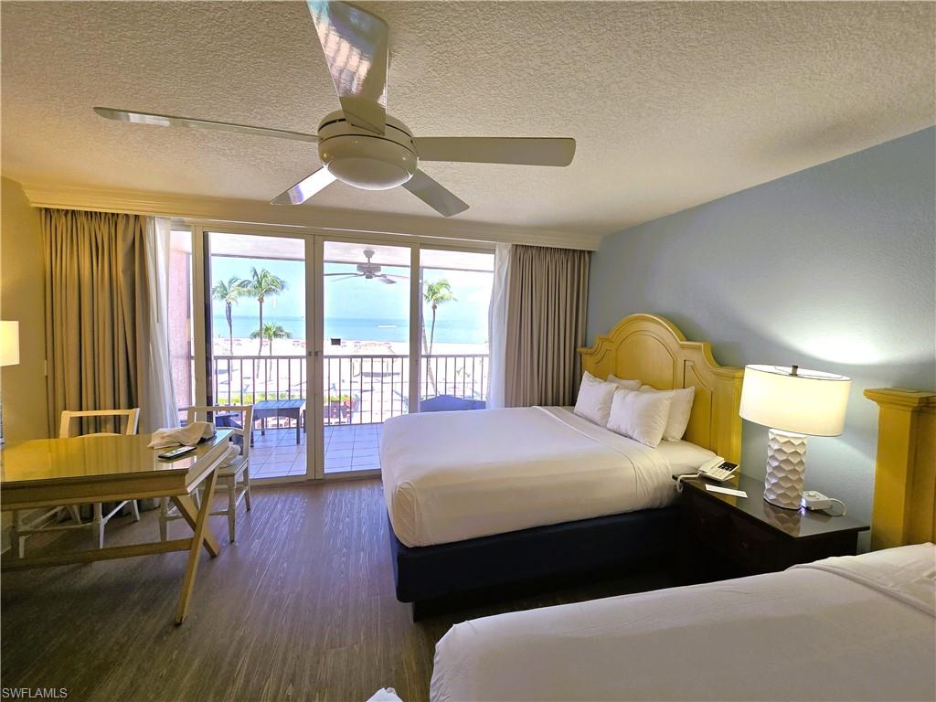 SANIBEL VIEW VILLAS - Residential