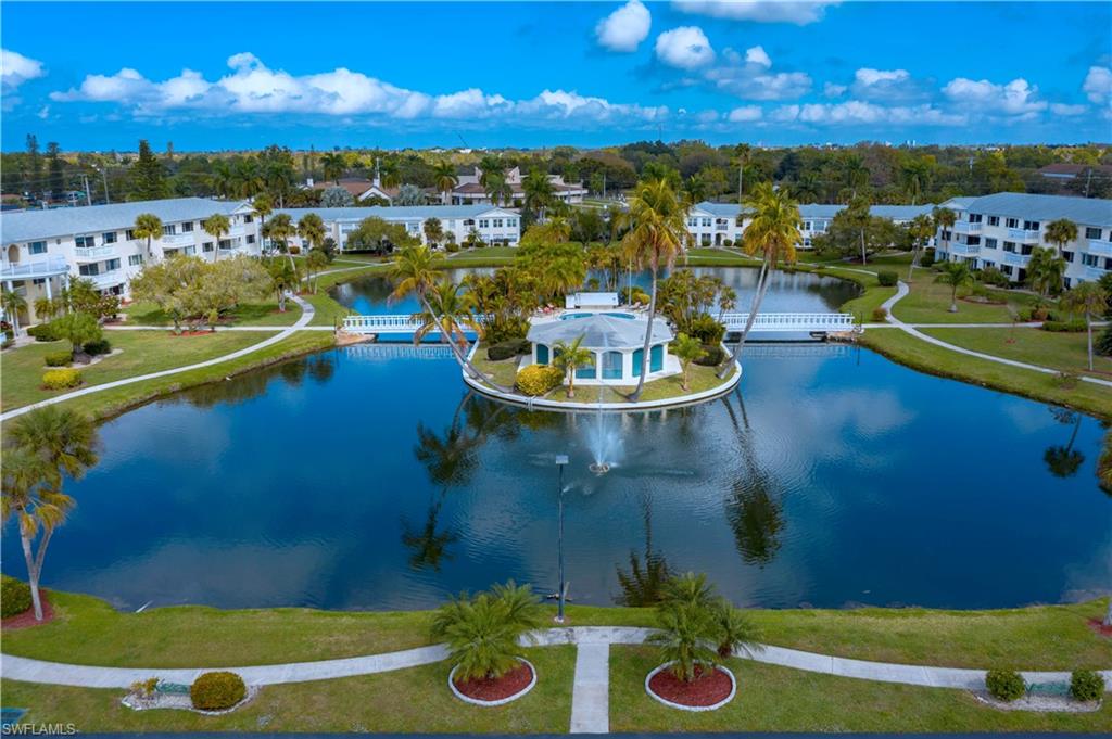 STRATFORD PLACE CONDO - Residential