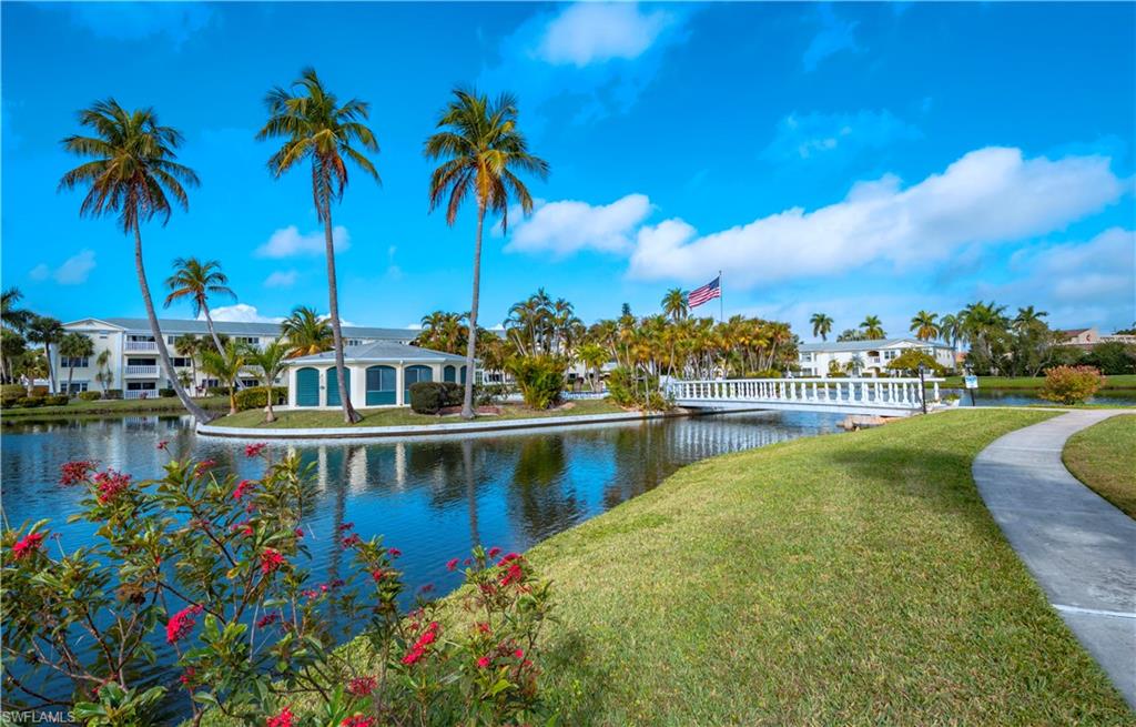 STRATFORD PLACE CONDO - Residential