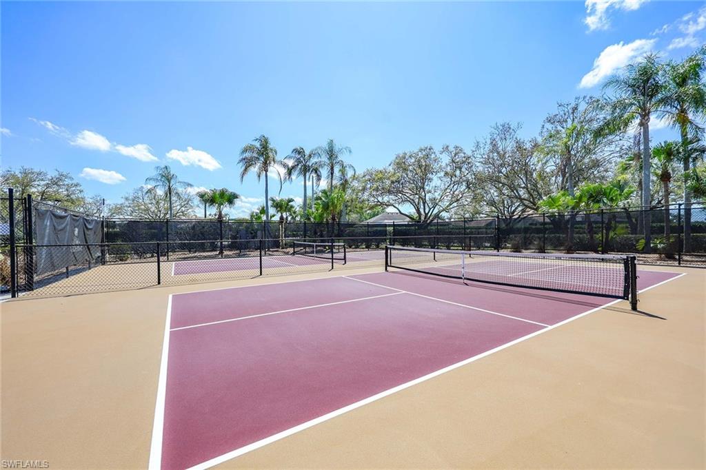 CHAMPION'S GREEN - Residential