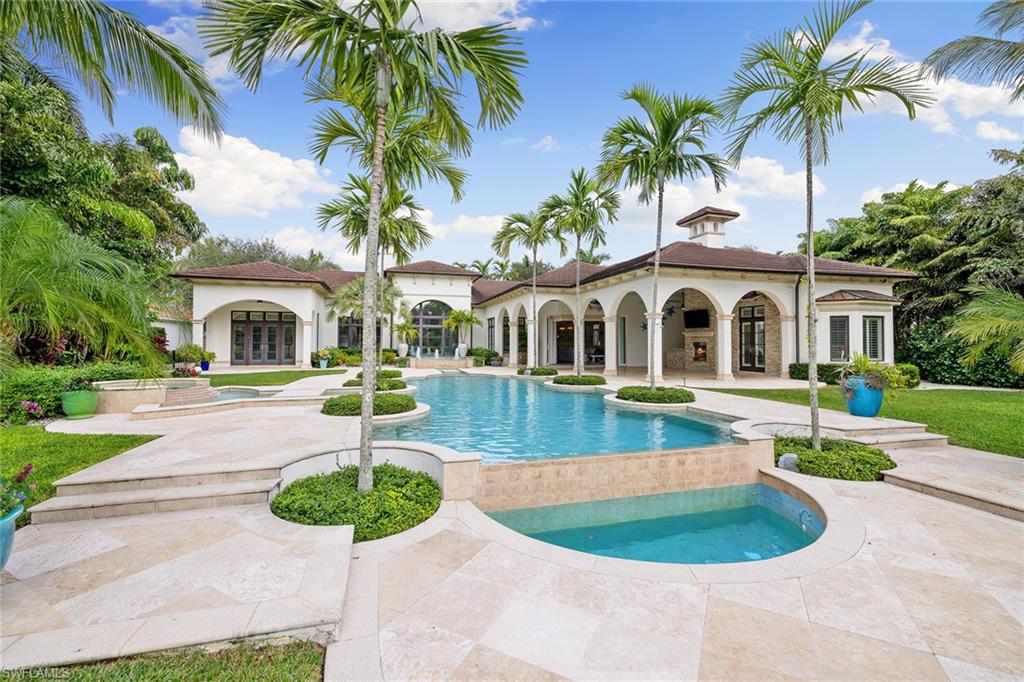 ESCADA AT TIBURON - Residential