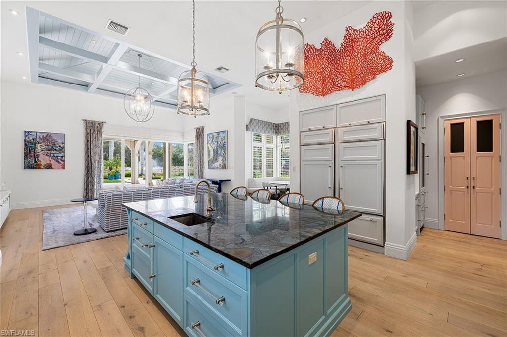 ESCADA AT TIBURON - Residential