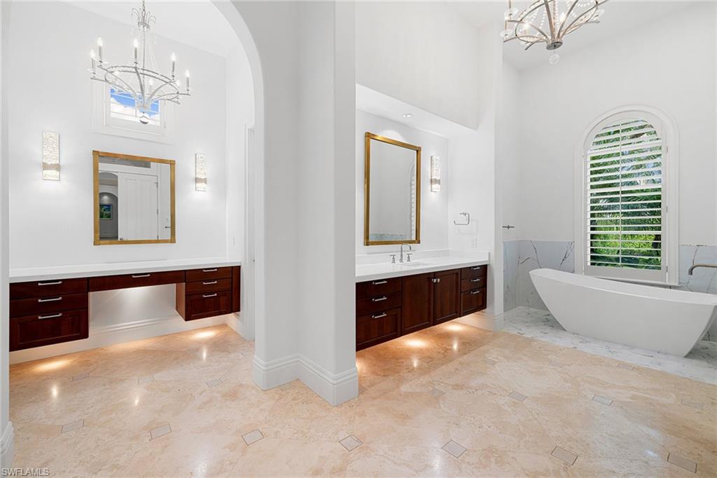 ESCADA AT TIBURON - Residential