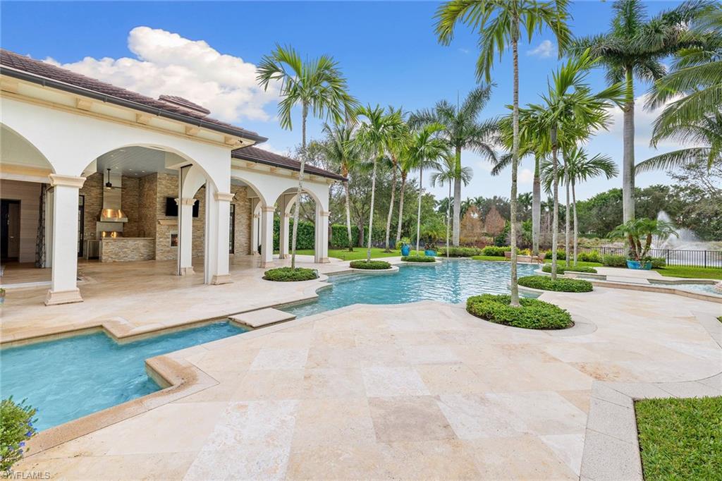 ESCADA AT TIBURON - Residential