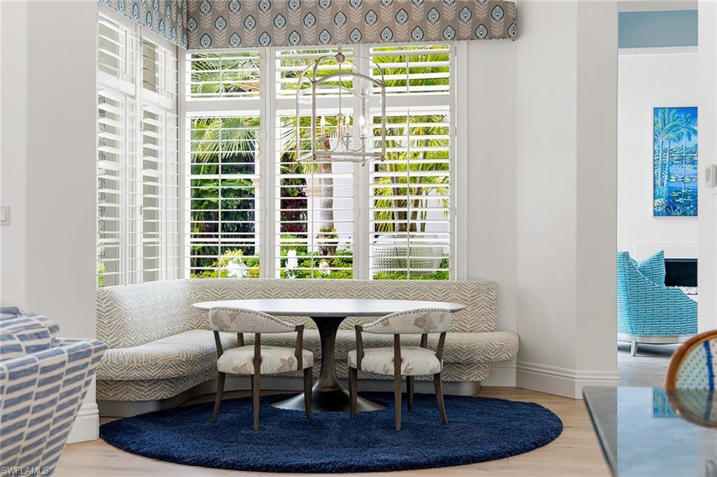 ESCADA AT TIBURON - Residential