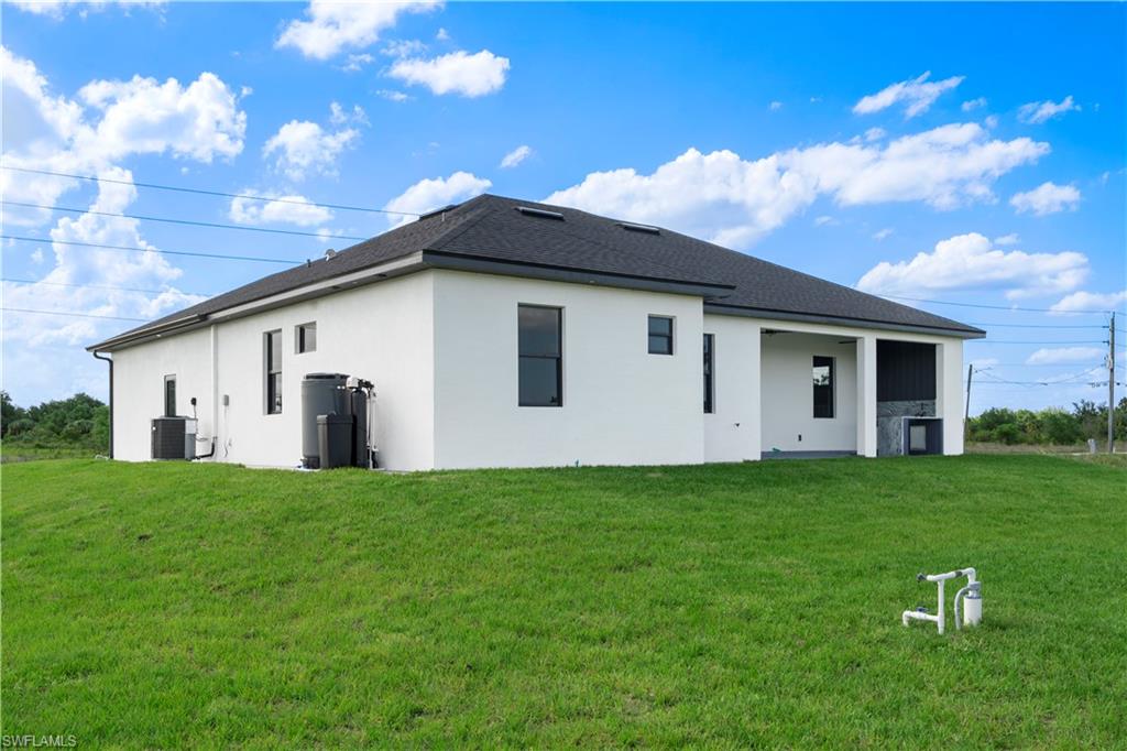 LEHIGH ACRES - Residential