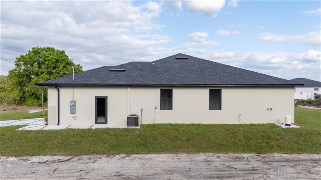 LEHIGH ACRES - Residential