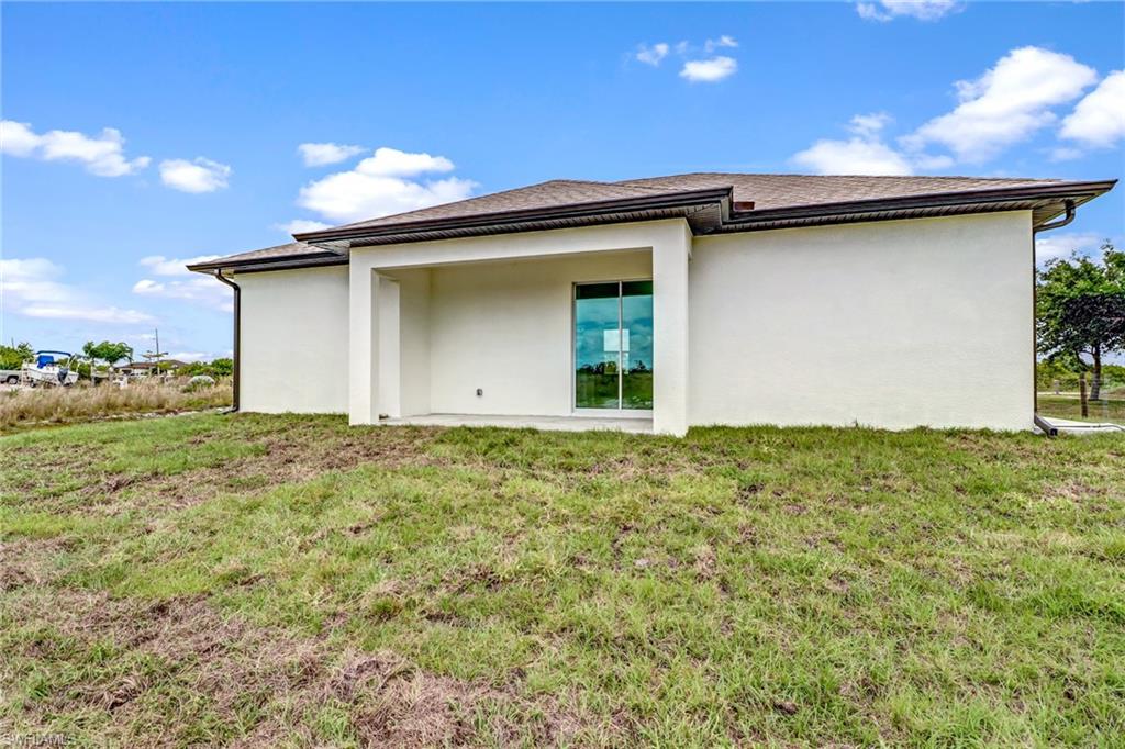 GOLDEN GATE ESTATES - Residential