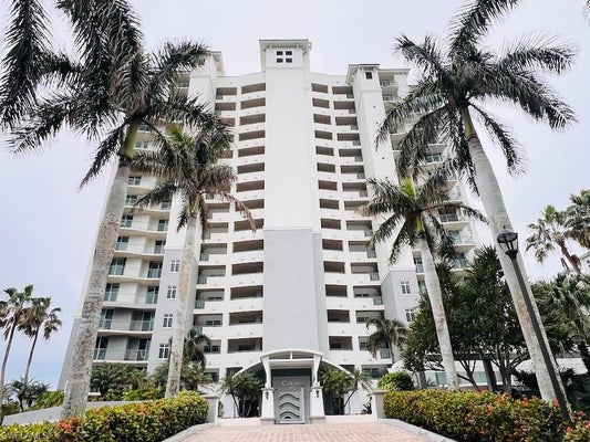 425 COVE TOWER DR APT 902, NAPLES, FL 34110 - Image a0faec7f15c9ffe5f88cc7ace7e96eb2/515885046