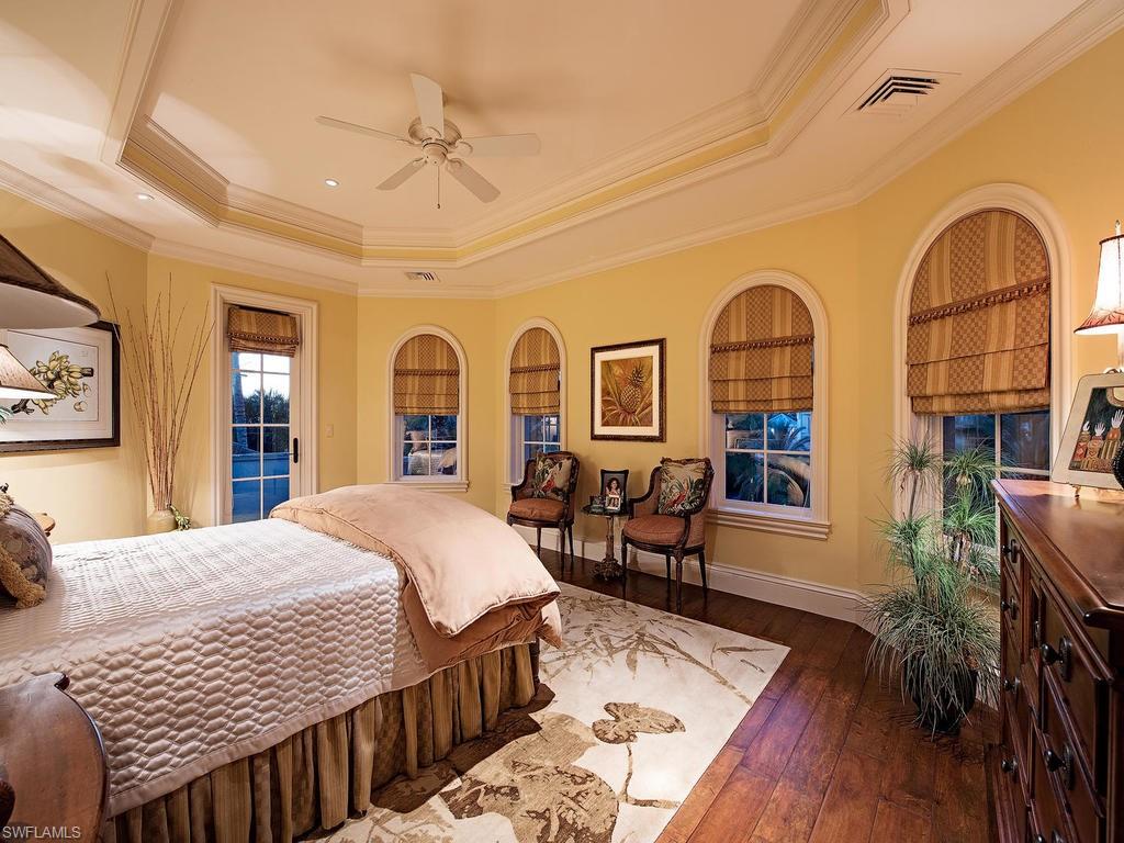 OLDE NAPLES - Residential