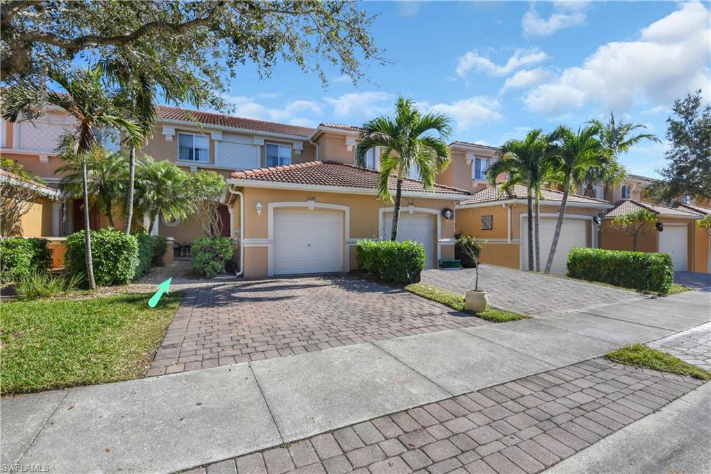 COLONNADE AT FORUM - Residential