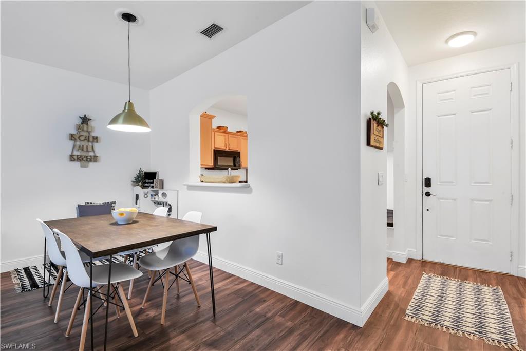 COLONNADE AT FORUM - Residential