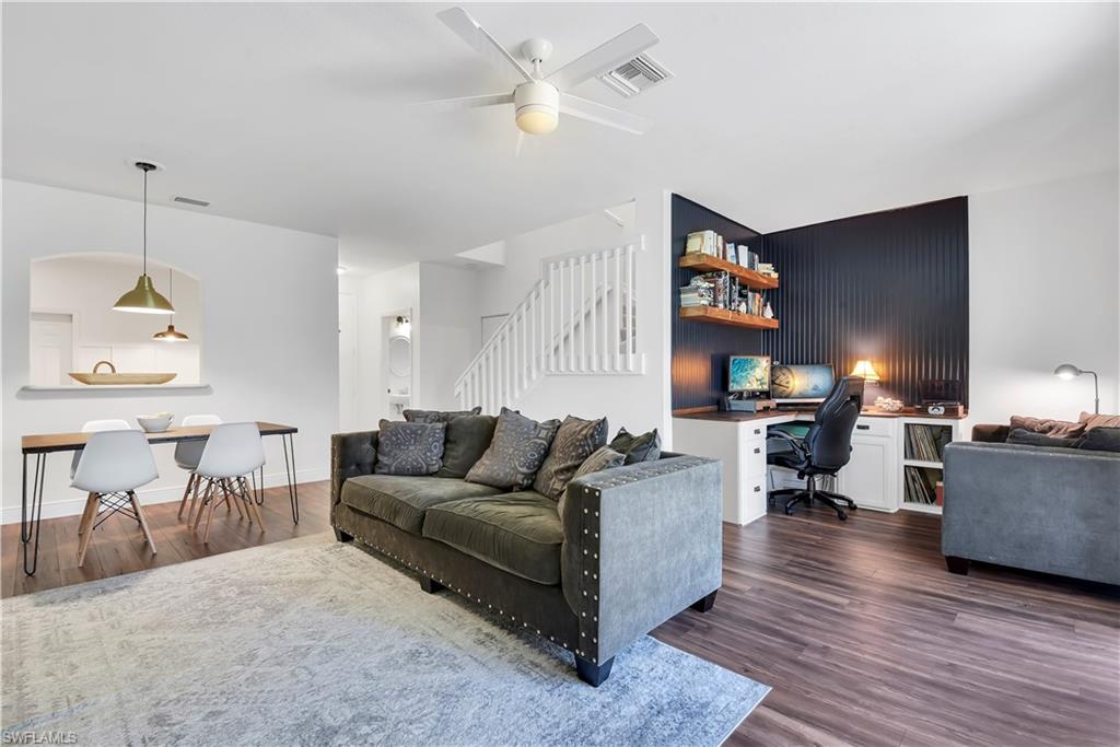 COLONNADE AT FORUM - Residential