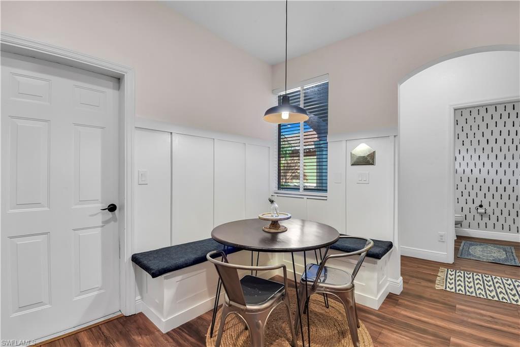 COLONNADE AT FORUM - Residential