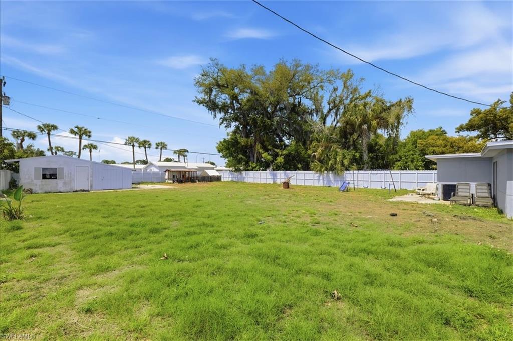 NORTH FORT MYERS - Residential