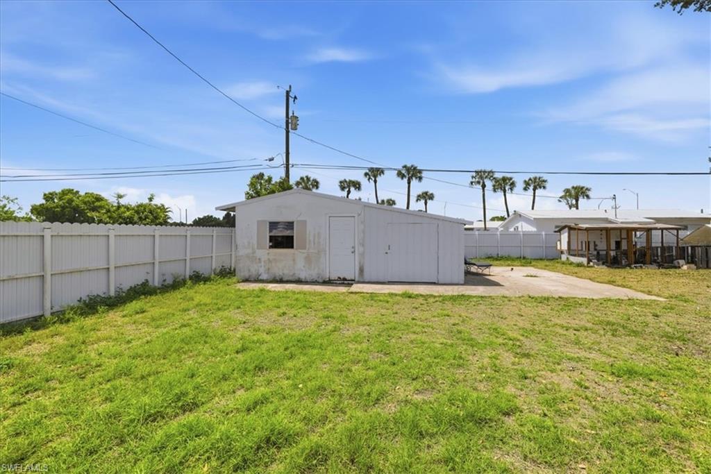 NORTH FORT MYERS - Residential