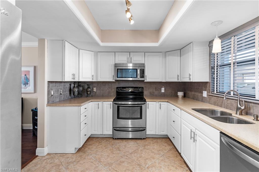 CAPE REGATTA CONDO - Residential