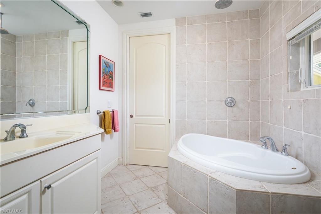 PINE RIDGE - Residential