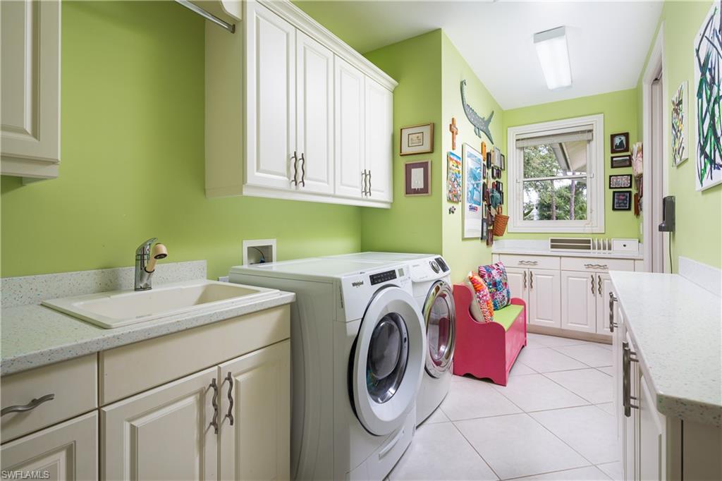 PINE RIDGE - Residential