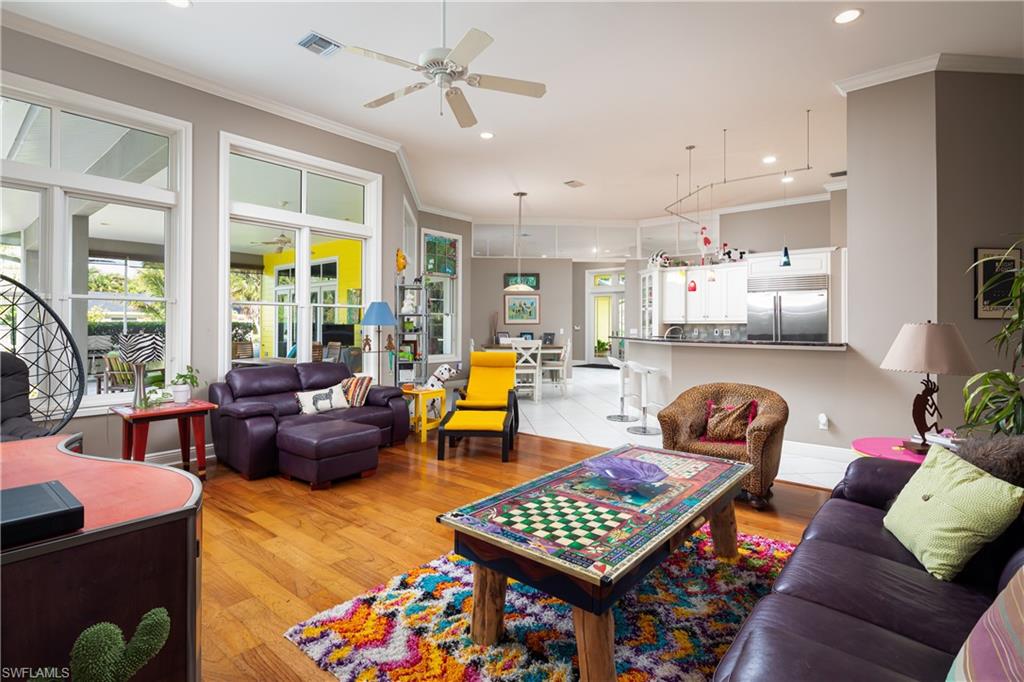 PINE RIDGE - Residential