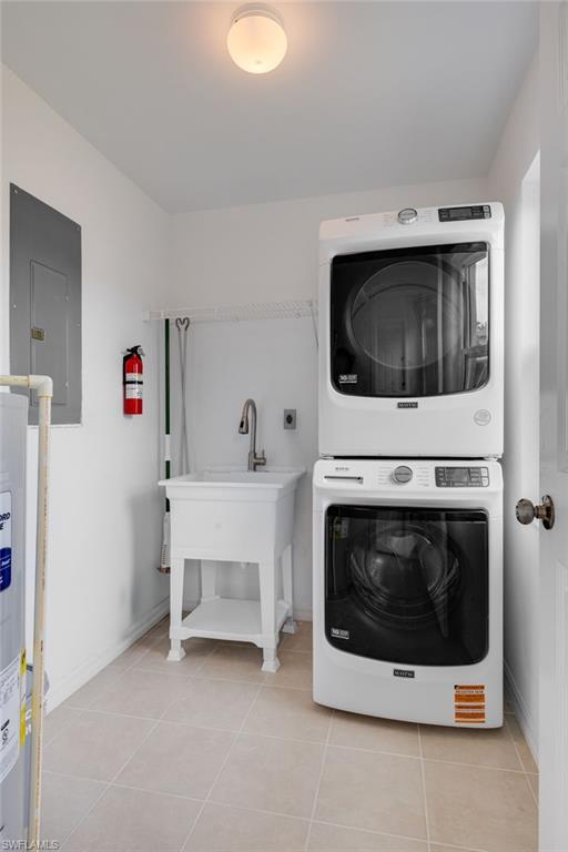 SANIBEL SUNSET VILLAS CONDO - Residential