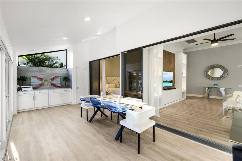 VANDERBILT LAKES - Residential