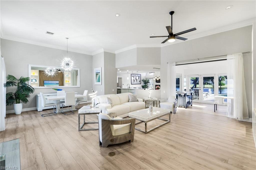 VANDERBILT LAKES - Residential