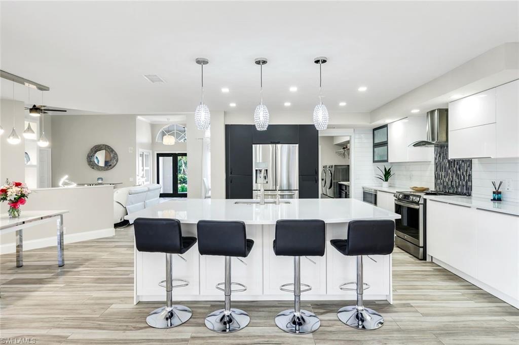 VANDERBILT LAKES - Residential