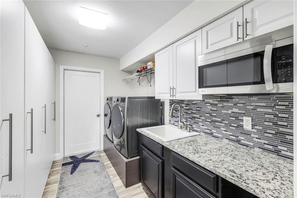 VANDERBILT LAKES - Residential