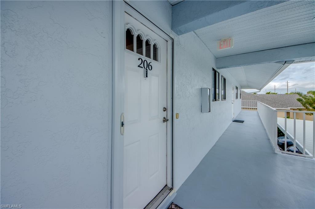 CORAL KEYES CONDO - Residential