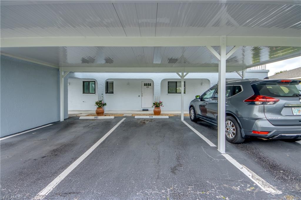 CORAL KEYES CONDO - Residential