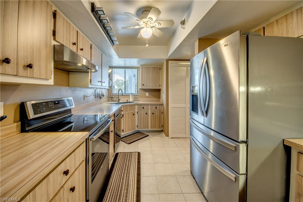 CORAL KEYES CONDO - Residential