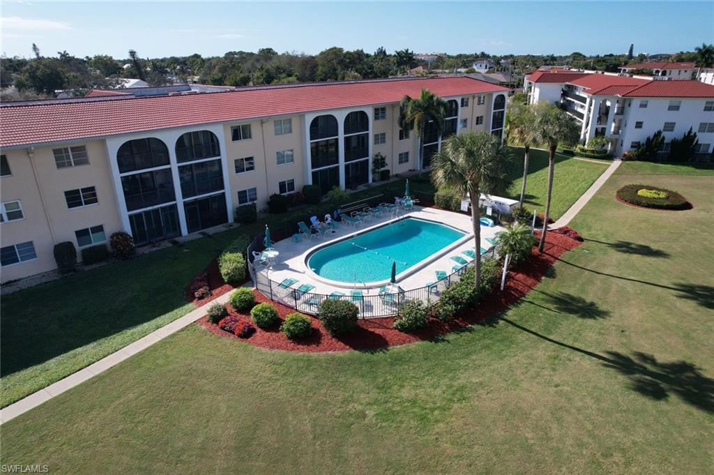 HIGH POINT COUNTRY CLUB - Residential