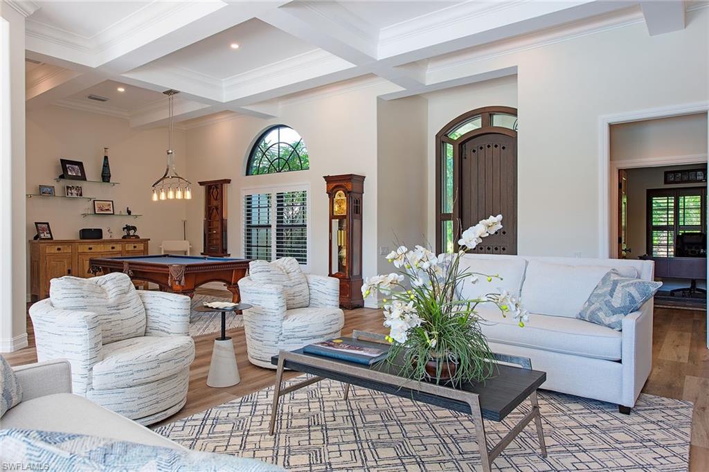 LIVINGSTON WOODS - Residential