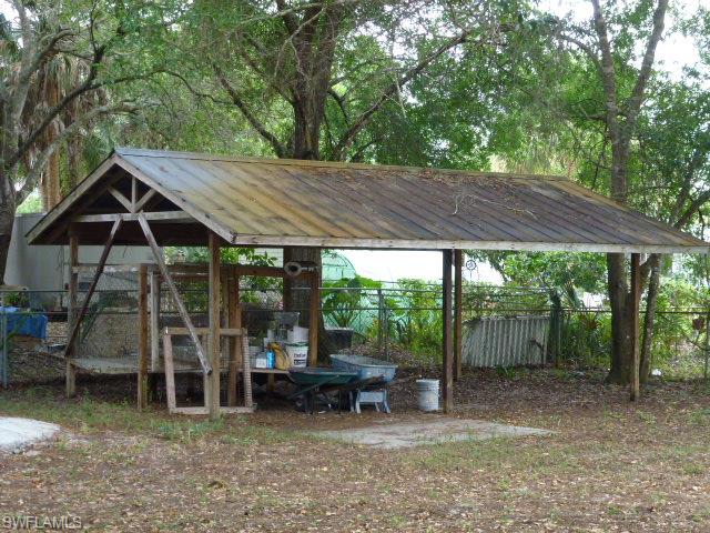 BELLE GARDENS - Residential