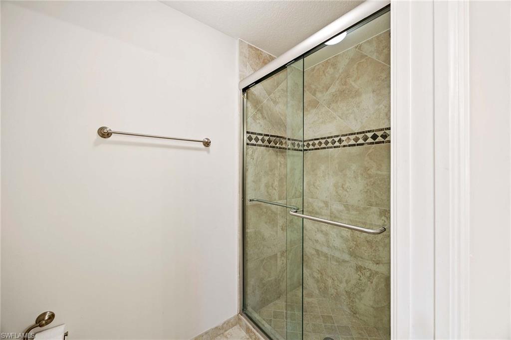 PEBBLE CREEK - Residential Lease