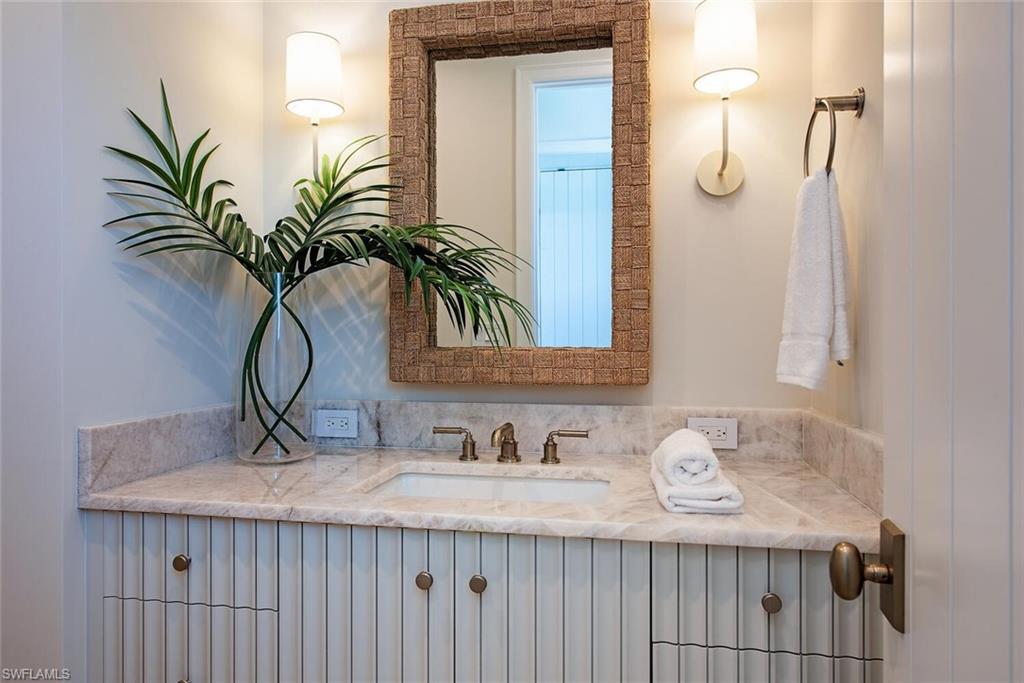 MOORINGS - Residential