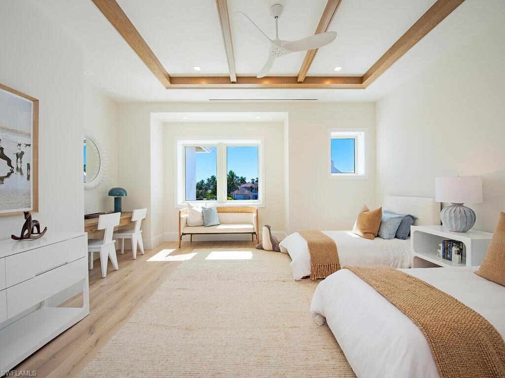 MOORINGS - Residential