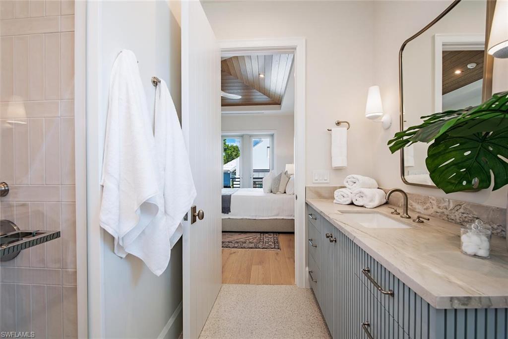 MOORINGS - Residential